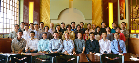 汪俊博士（1排左4），梁贵柏博士（1排左1），孙勇奎院士（1排左2），李才博士（1排中），王建锋博士（1排右1），刘建博士（1排右4），杨立虎博士（2排左1），蔡天权博士（2排左2），刘雯颖博士（2排右3）等专家合影留念