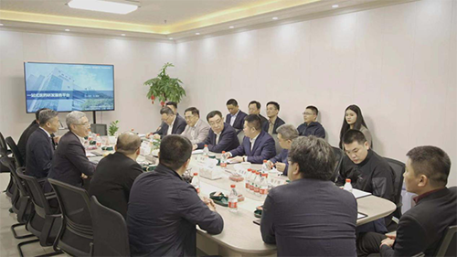 十二届全国政协副主席马培华、中国中小商业企业协会名誉会长董树奎一行人莅临不朽情缘mg官网